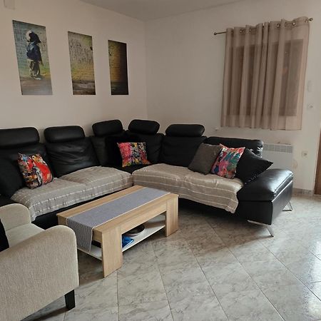 House Melly With Swimming Pool Villa Rovinjsko Selo Dış mekan fotoğraf