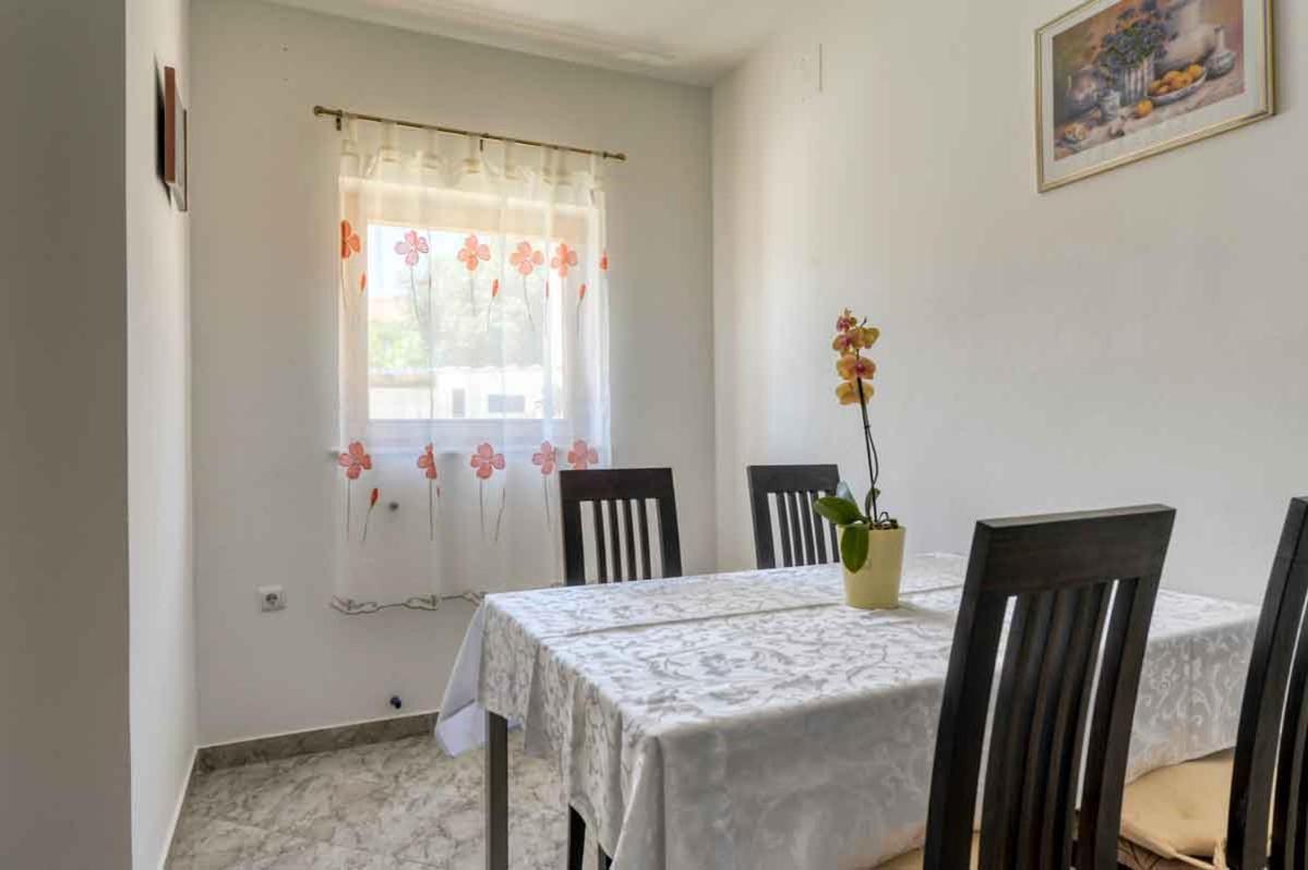 House Melly With Swimming Pool Villa Rovinjsko Selo Dış mekan fotoğraf