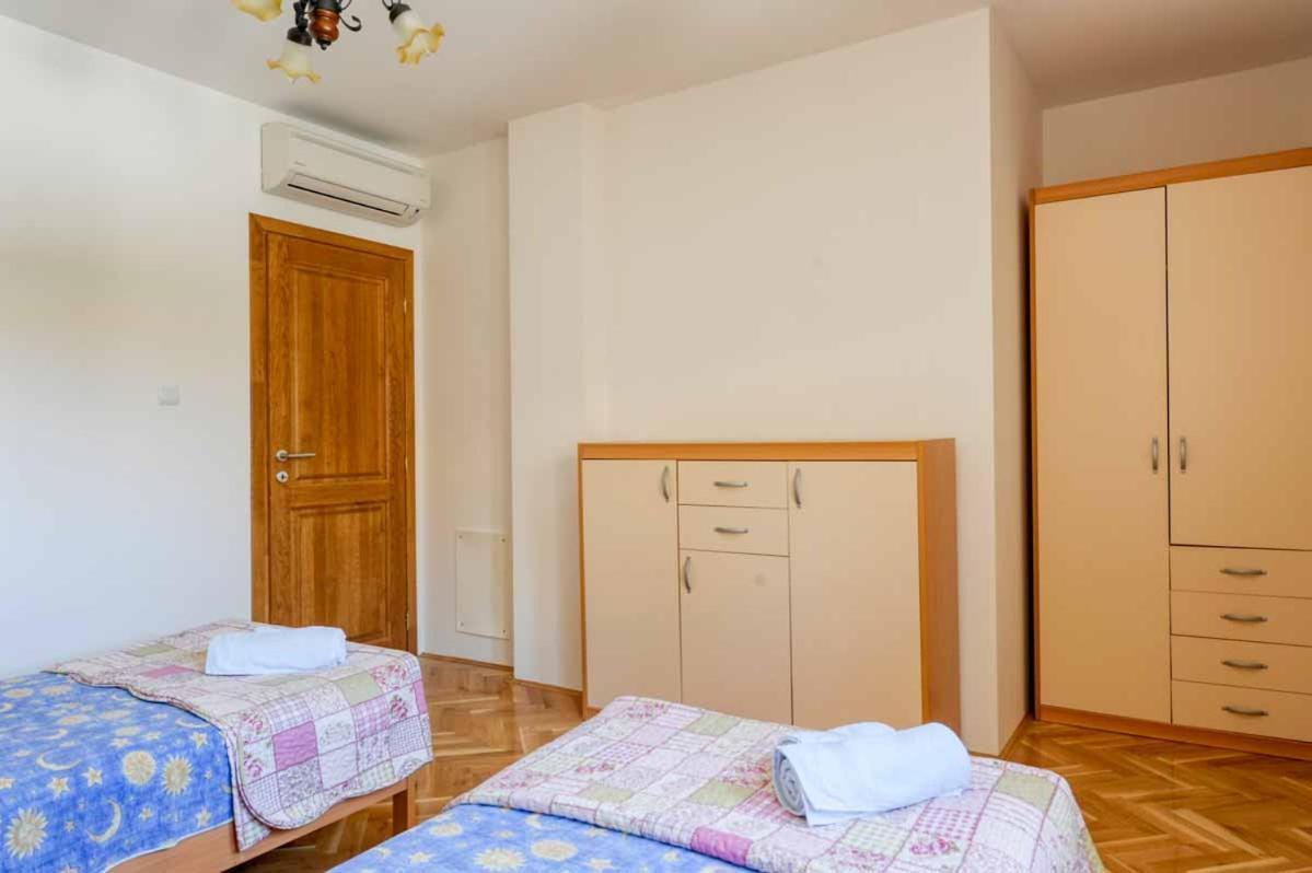 House Melly With Swimming Pool Villa Rovinjsko Selo Dış mekan fotoğraf
